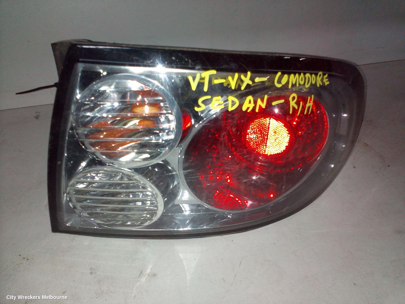 HOLDEN COMMODORE RIGHT TAILLIGHT, VX, SEDAN, BERLINA/CALAIS, 10/2000 - 09/2002 - Image 1