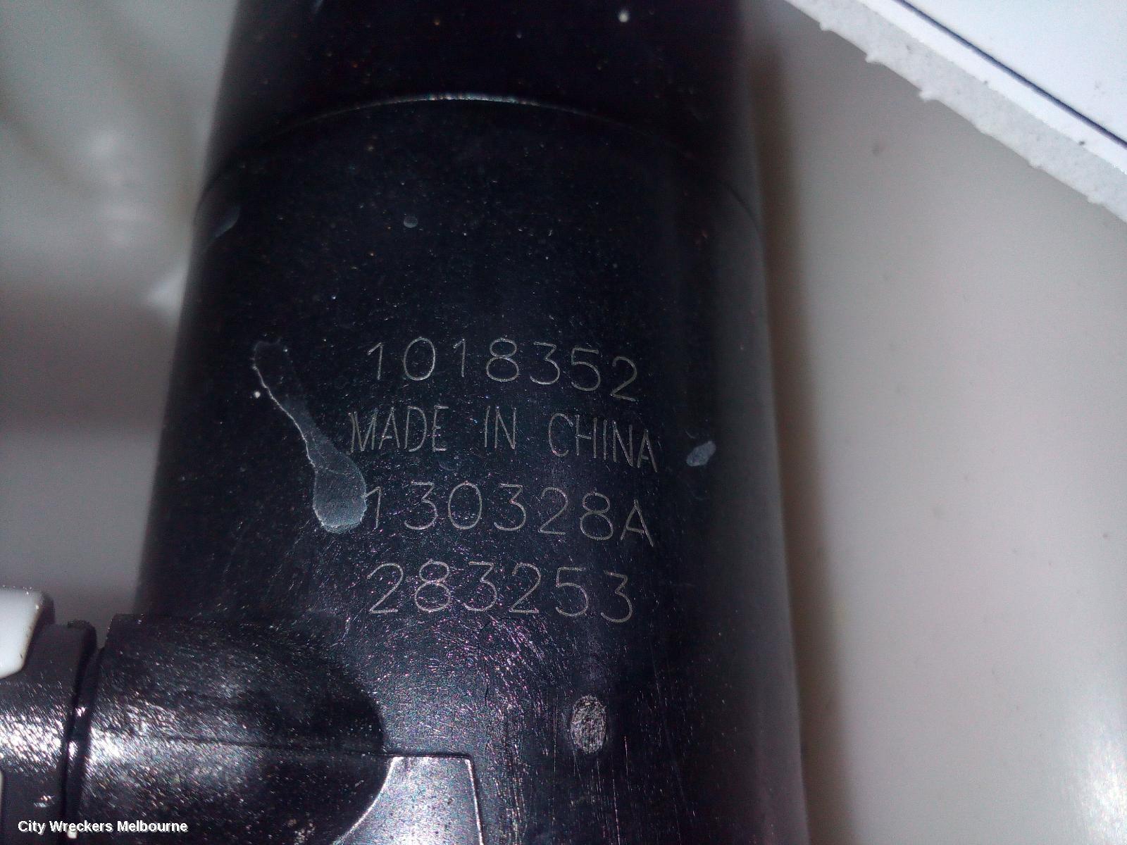 TOYOTA COROLLA WASHER BOTTLE, ZRE182R/ZWE186R, HATCH, W/ H/LAMP WASHER TYPE, 10/2012 - 06/2018 - Image 1