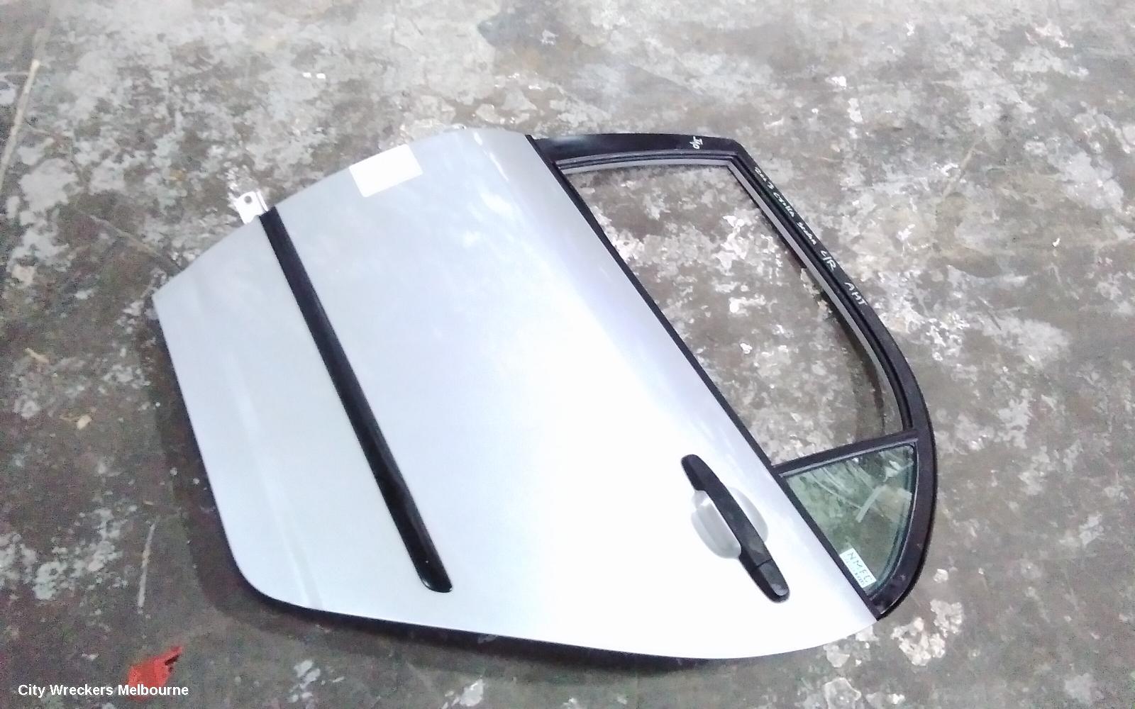 TOYOTA COROLLA LEFT REAR DOOR/SLIDING, ZZE122 (SOUTH AFRICA-VIN AHT), SEDAN, 03/2003 - 06/2007 - Image 2