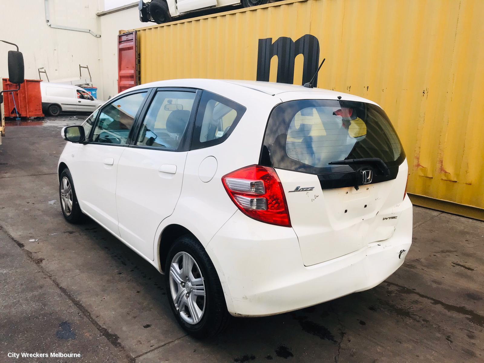 HONDA JAZZ LEFT GUARD LINER, GE, VTI-S/VIBE-S, 08/2008 - 06/2014 - Image 2