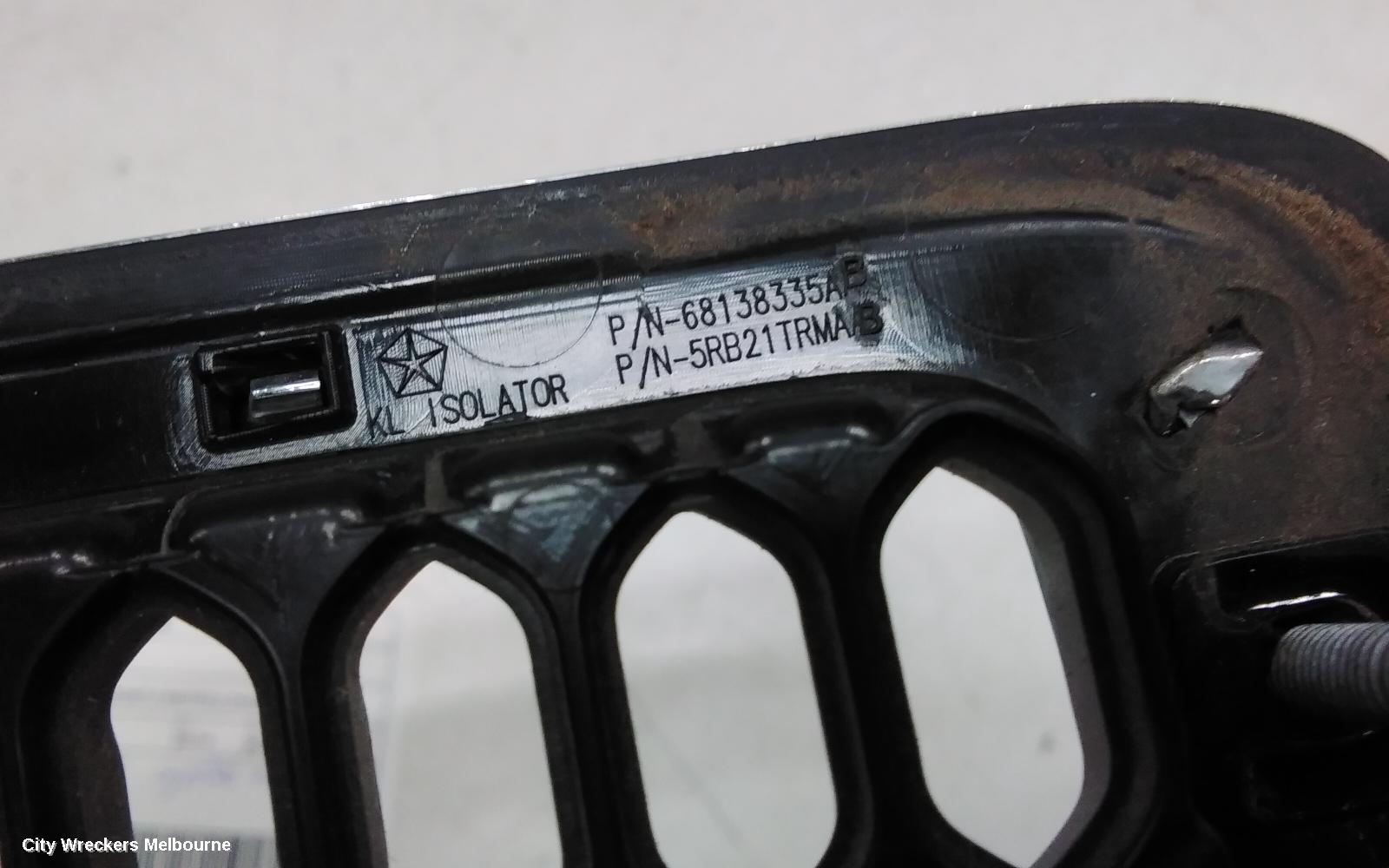 JEEP CHEROKEE GRILLE, RADIATOR GRILLE, KL, SPORT/LIMITED/LONGITUDE, CHROME, 02/2014 - 03/2018 - Image 3