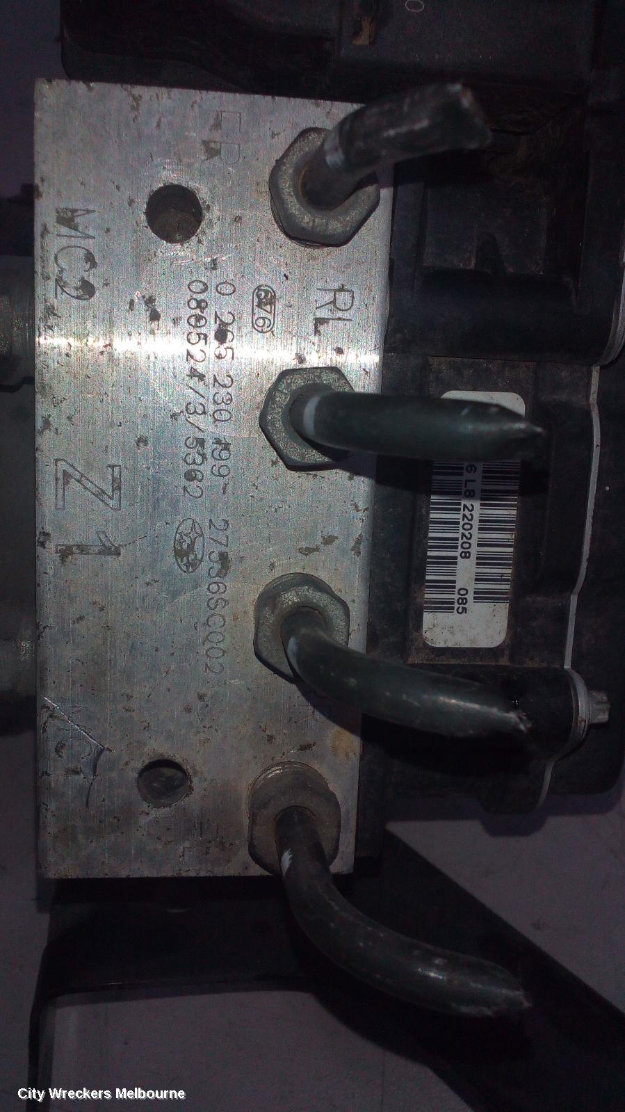 SUBARU FORESTER ABS PUMP/MODULATOR, P/N 27536SC001, VDC TYPE, 02/2008 - 12/2012 - Image 2