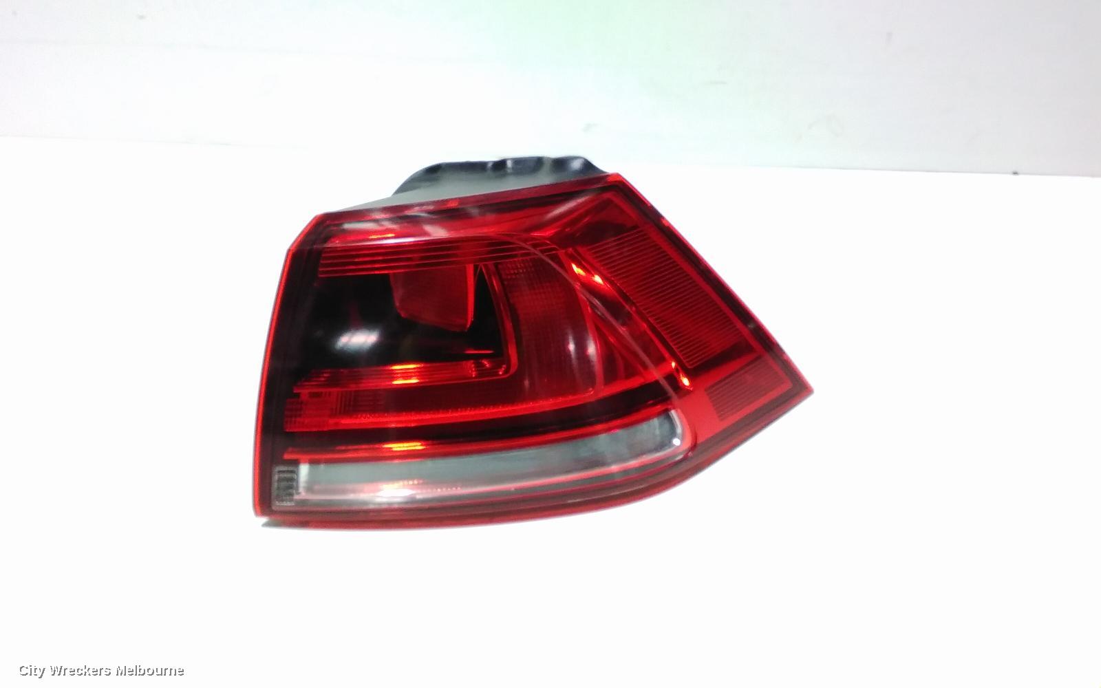 VOLKSWAGEN GOLF RIGHT TAILLIGHT, GEN 7, HATCH, STANDARD, NON LED TYPE, 03/2013 - 03/2017 - Image 1