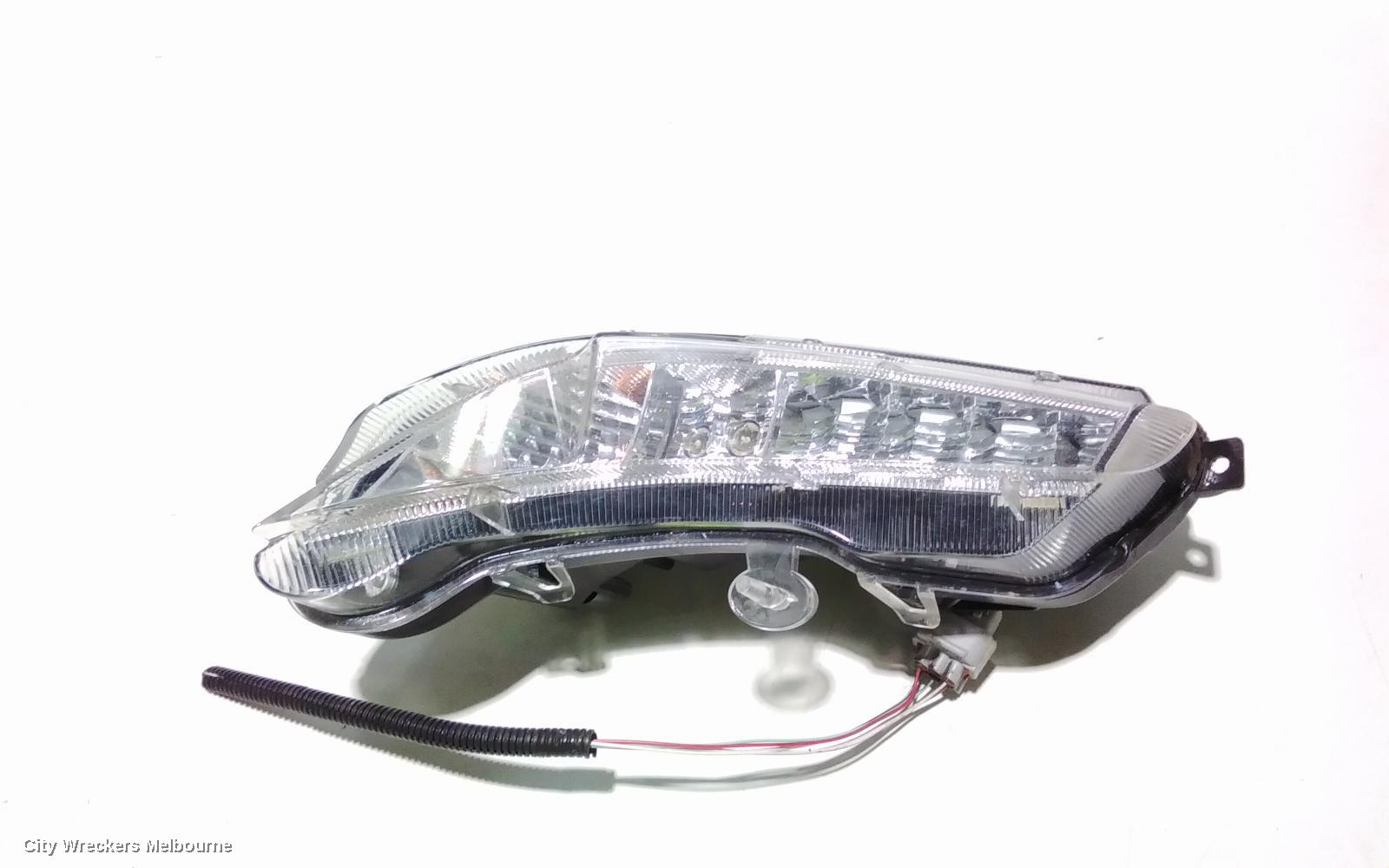 TOYOTA CAMRY LEFT INDICATOR/FOG/SIDE, BUMPER FLASHER, ASV50/AVV50, 05/2015 - 10/2017 - Image 1