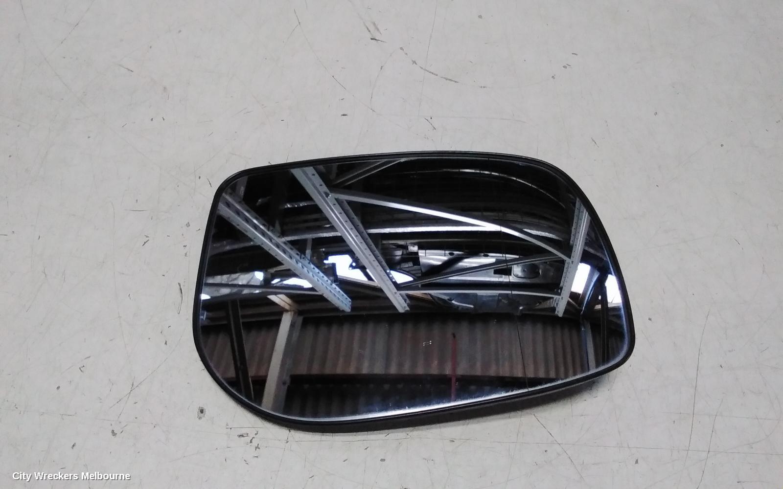 TOYOTA COROLLA RIGHT DOOR MIRROR, ZZE122 (JAPAN-VIN JTD), POWER, 04/2004 - 06/2007 - Image 1