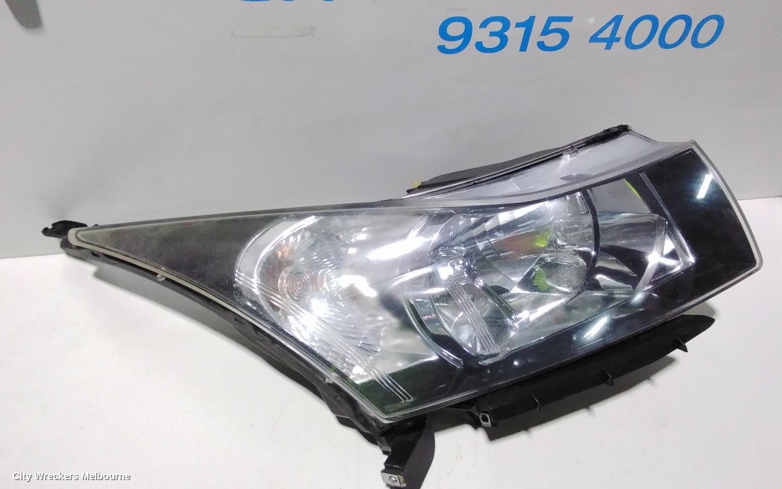 HOLDEN CRUZE RIGHT HEADLAMP, JG, 03/2009 - 02/2011 - Image 2