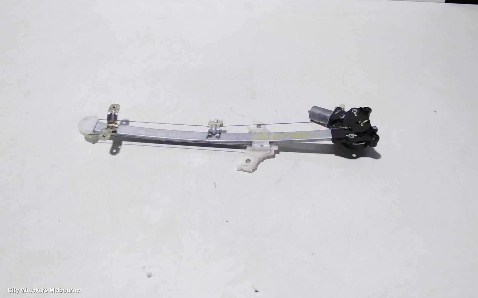 SUZUKI BALENO LEFT FRONT WINDOW REG/MOTOR, EW, 04/2016 - 12/2022 - Image 3