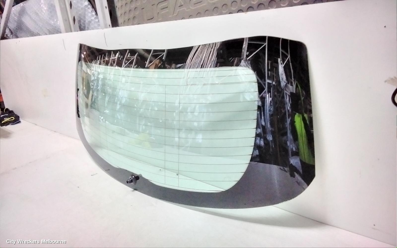 HOLDEN ASTRA REAR/TAILGATE GLASS, TAILGATE GLASS, BK, 5DR HATCH, 09/2016 ONWARDS - Image 3