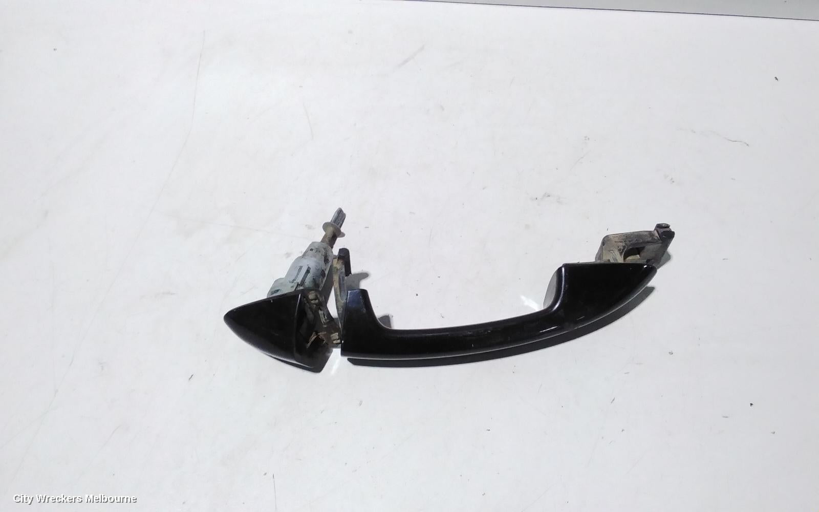 VOLKSWAGEN PASSAT DOOR HANDLE, 3C, 04/2011 - 07/2015 - Image 2