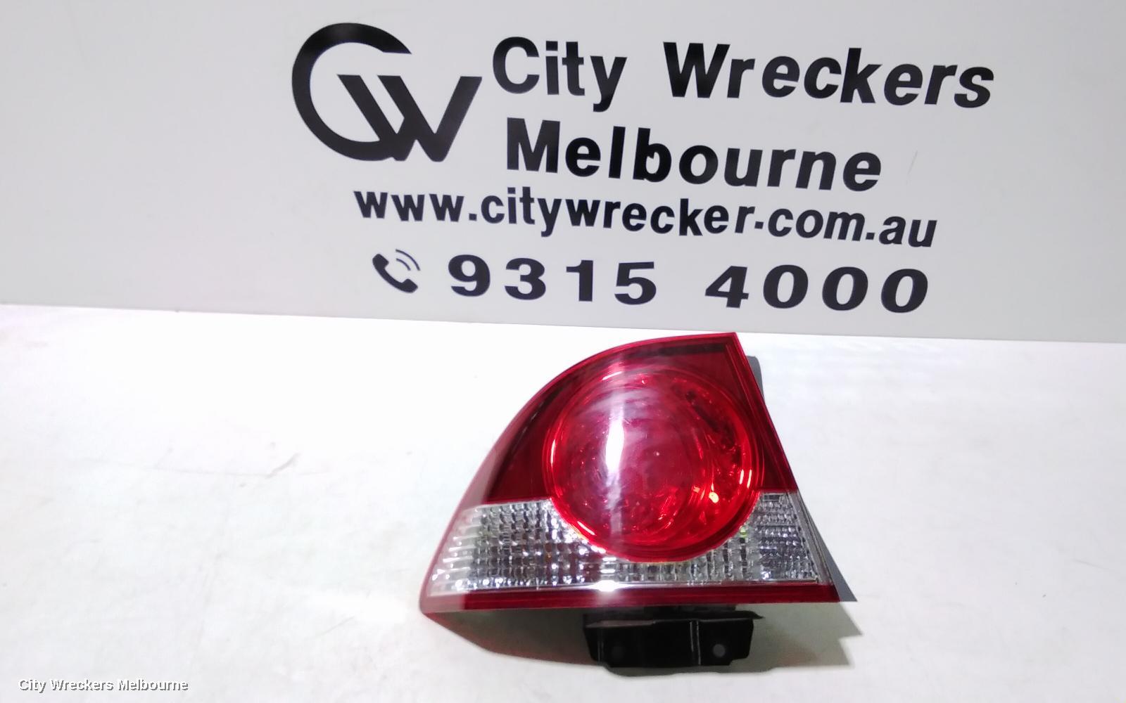 HONDA CIVIC LEFT TAILLIGHT, 8TH GEN, SEDAN, 02/2006 - 12/2008 - Image 1