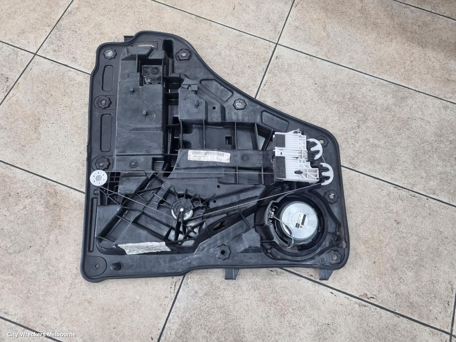 JEEP CHEROKEE LEFT REAR WND REG/MOTOR, KK, 02/2008 - 10/2012 - Image 3