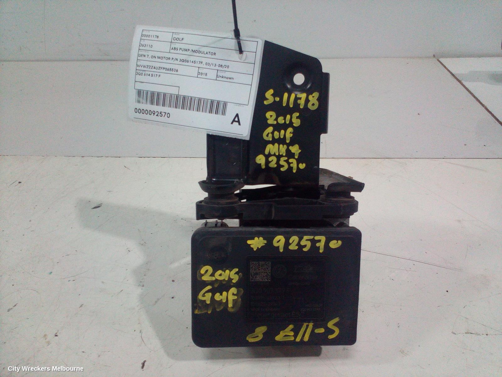 VOLKSWAGEN GOLF ABS PUMP/MODULATOR, GEN 7, ON MOTOR P/N 3Q0614517F, 03/2013 - 08/2020 - Image 1