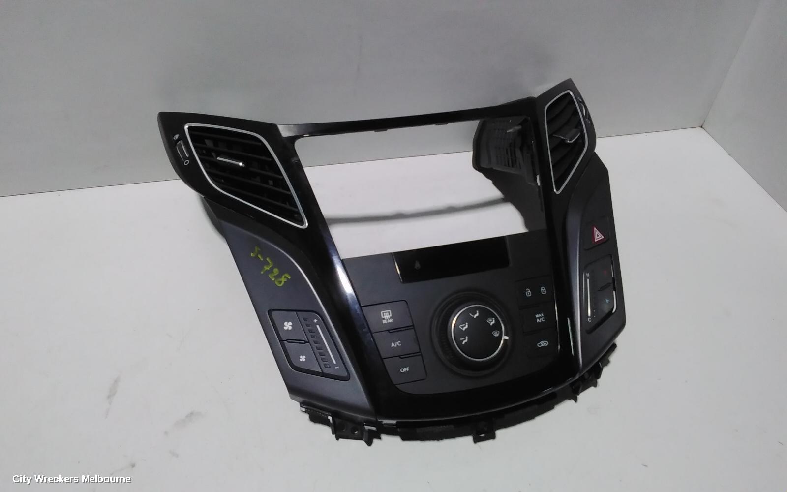 HYUNDAI I40 HEATER/AC CONTROLS, VF, MANUAL CONTROL TYPE, ACTIVE, 09/2011 - 12/2019 - Image 3