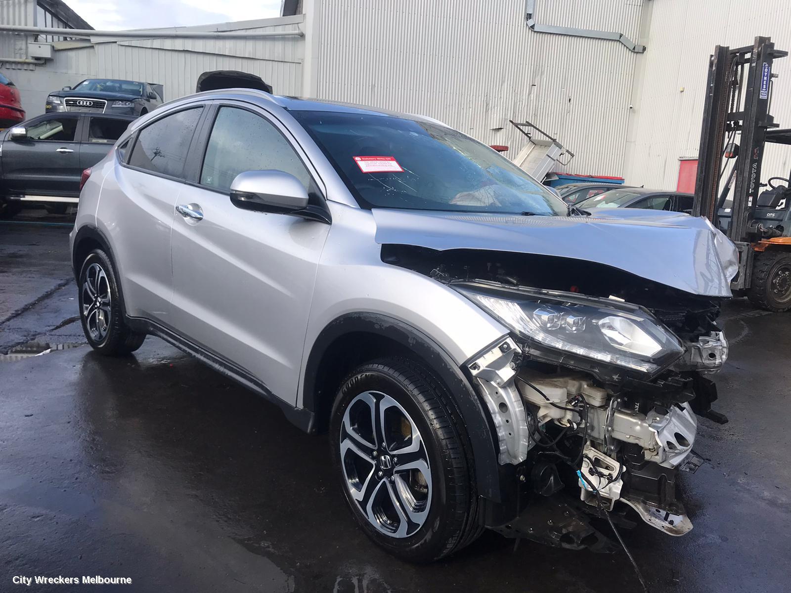 HONDA HRV REAR BUMPER, RU5, BUMPER BAR, W/ PARK SENSOR TYPE, 12/2014 - 10/2021 - Image 3