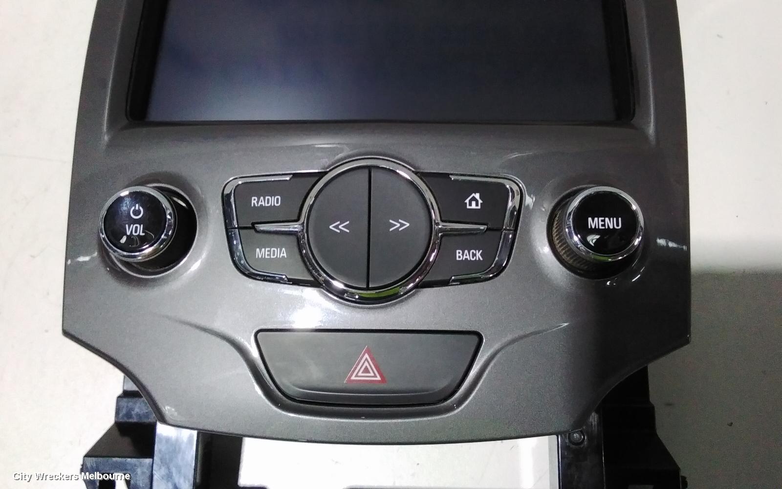 HOLDEN ASTRA RADIO/CD/DVD/SAT/TV, 8IN SAT NAV HEAD UNIT, BK-BL, 09/2016 - 12/2020 - Image 3