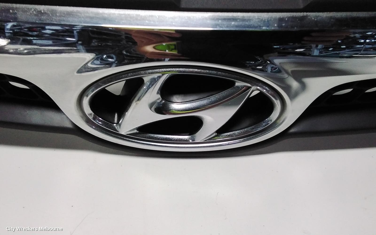 HYUNDAI I30 GRILLE, RADIATOR GRILLE, FD, 09/2007 - 04/2012 - Image 3