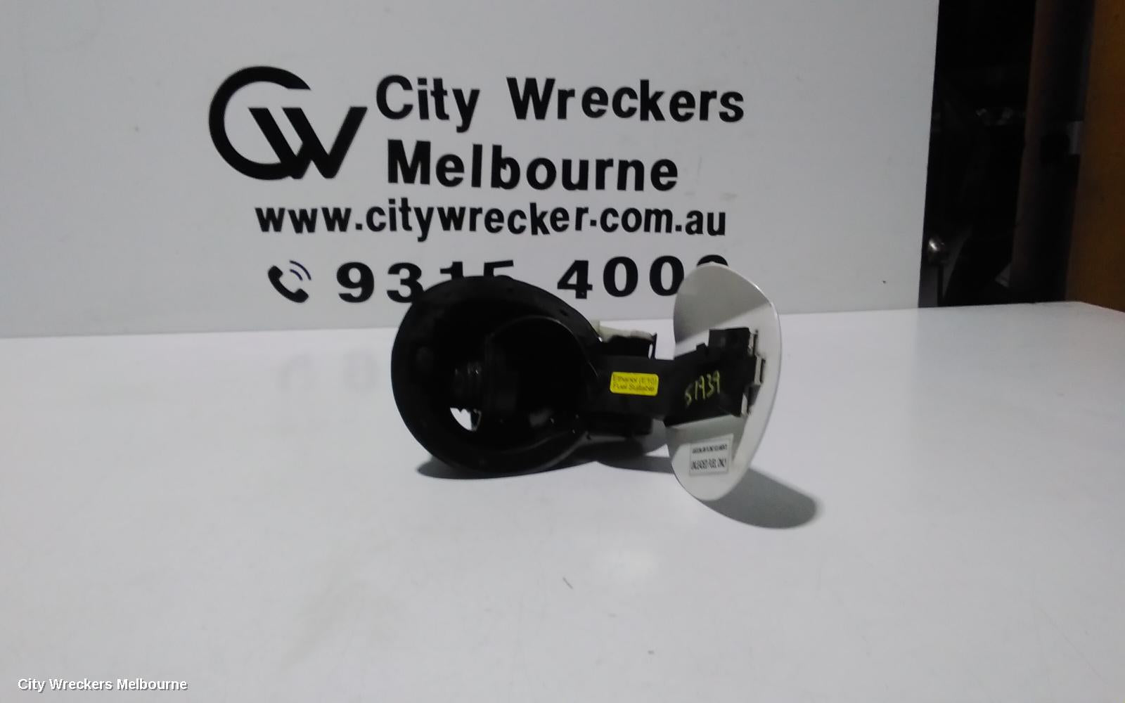 HOLDEN CRUZE FUEL DOOR / FILLER, FUEL DOOR, JH, 03/2011 - 01/2017 - Image 2