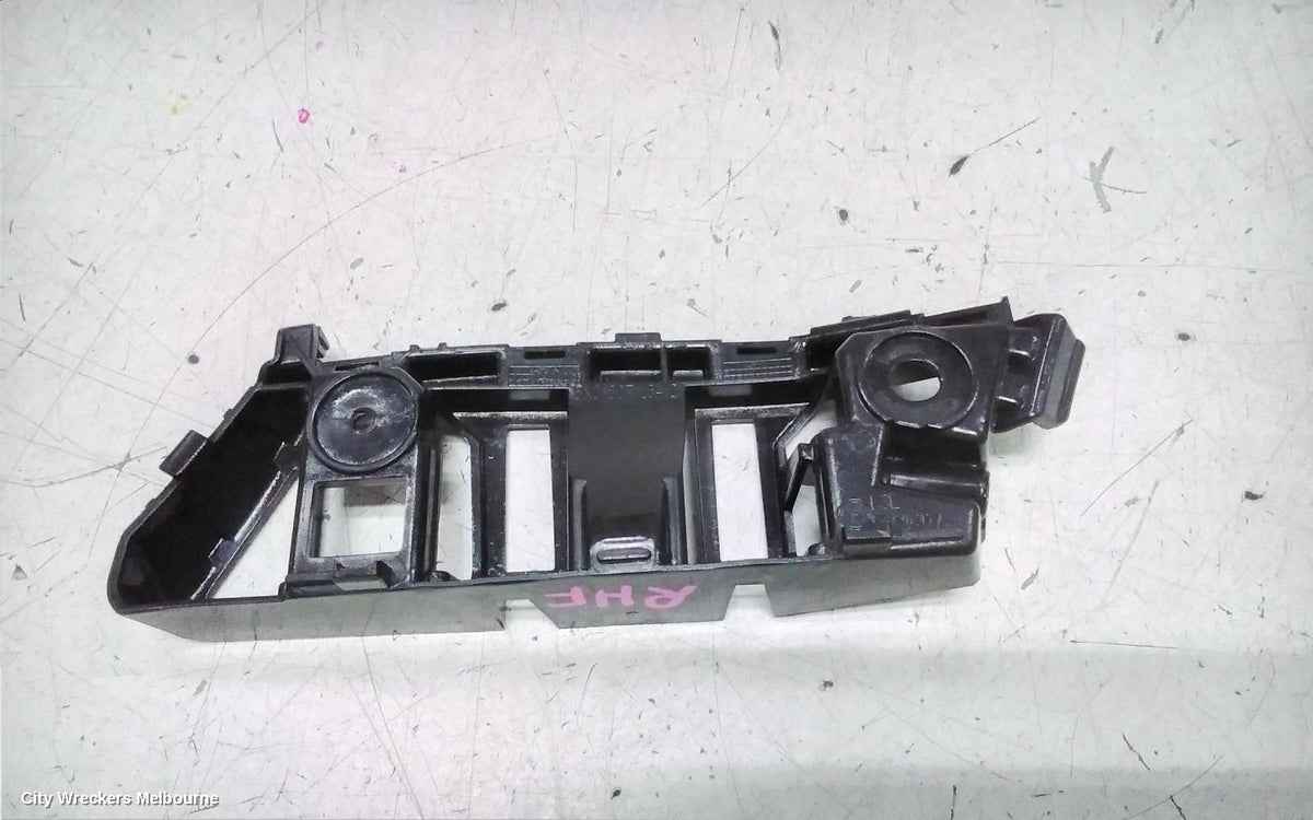 VOLKSWAGEN TIGUAN, 5N 08/2011 - 08/2016, RHF BAR BRACKET ~ WVGZZZ5NZEW018752: 148018 - Image 3