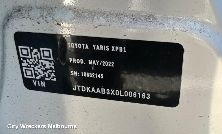 TOYOTA YARIS CROSS LEFT FRONT DOOR, XP210, 06/2020 ONWARDS - Image 2