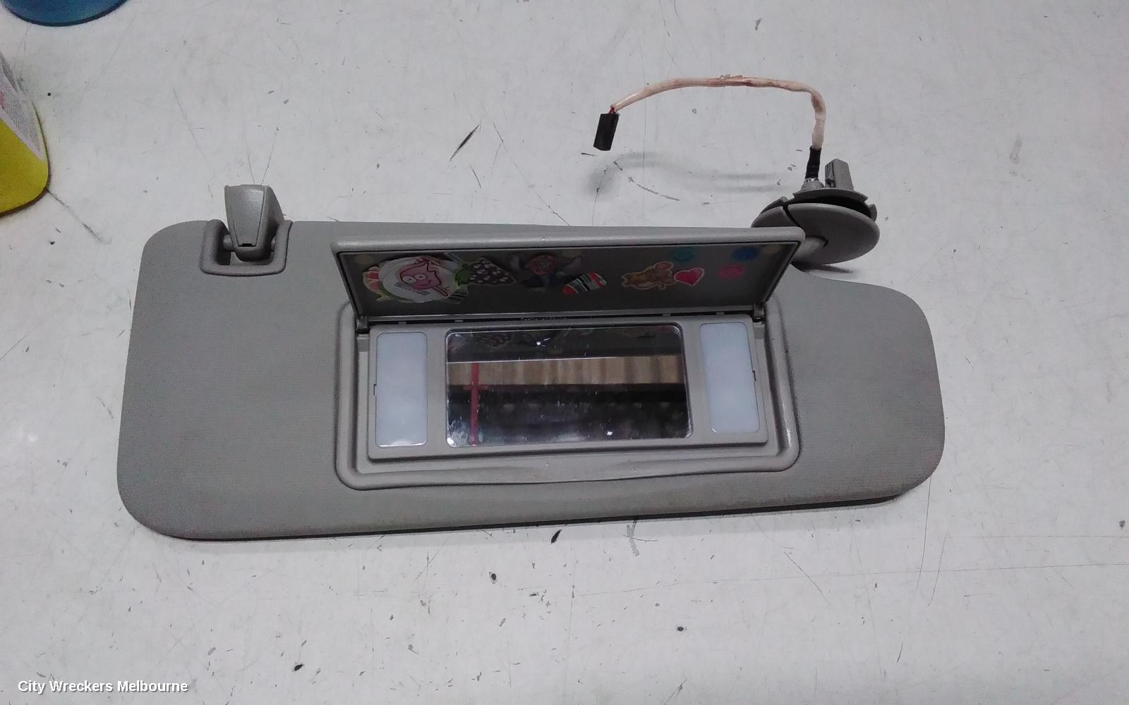 HOLDEN ASTRA SUNVISOR, BK-BL, RH SIDE, W/LIGHT, 09/2016 - 12/2020 - Image 1