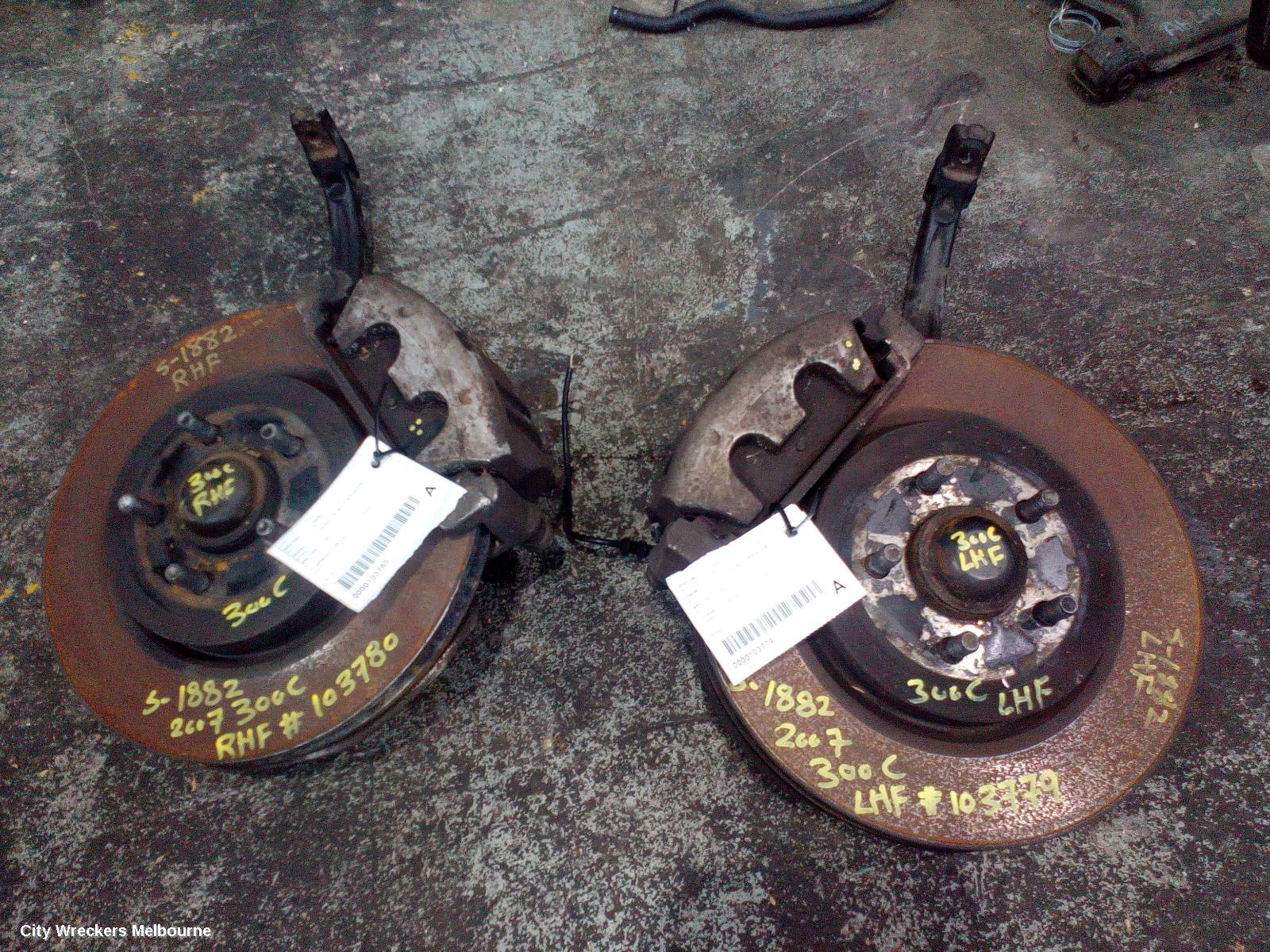 CHRYSLER 300C LEFT FRONT HUB ASSEMBLY, ABS TYPE, 11/2005 - 12/2011 - Image 3