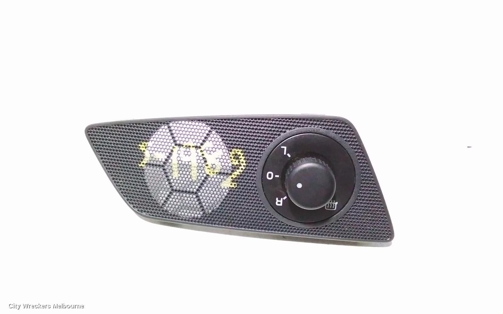 SKODA OCTAVIA, 1Z MY09 03/2009 - 10/2013, MIRROR SWITCH: 96436 - Image 1