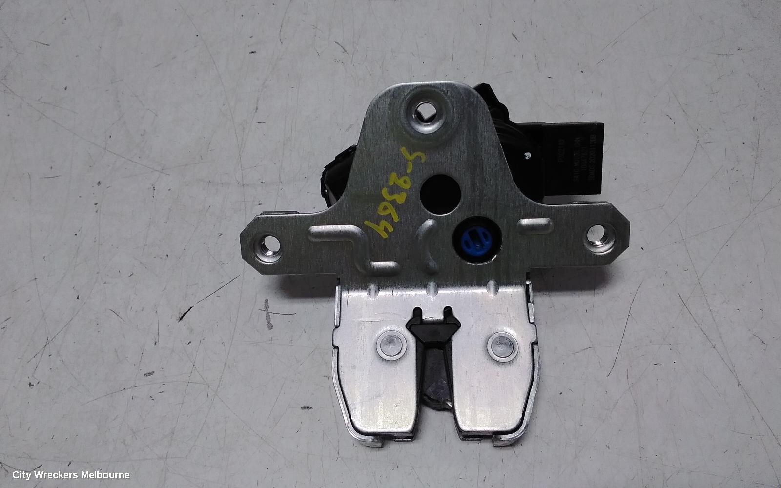 MG HS DOOR/BOOT/GATE LOCK, TAILGATE LOCK, SAS23, 09/2019 ONWARDS - Image 2