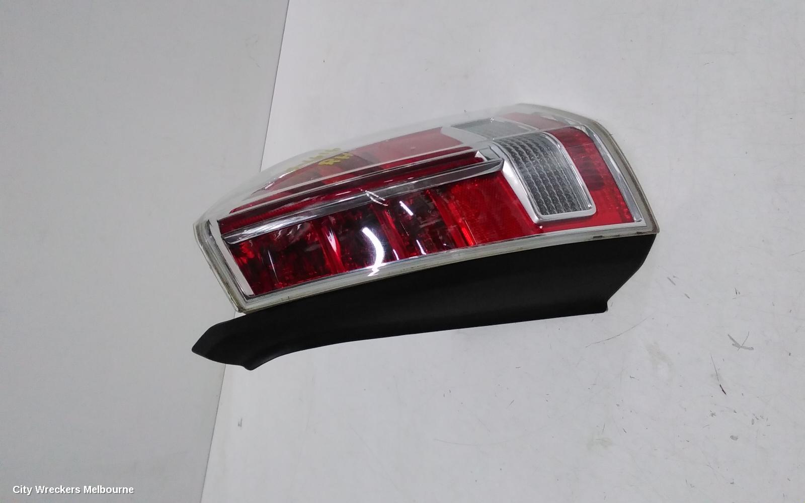CHRYSLER 300C RIGHT TAILLIGHT, LX2, 07/2012 - 12/2014 - Image 3