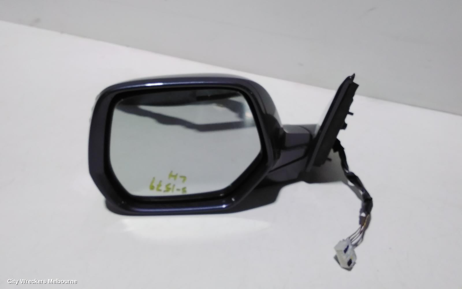 HONDA CRV LEFT DOOR MIRROR, RE, ELECT ADJ, POWER FOLD, COLOUR CODED, 03/2007 - 10/2012 - Image 1