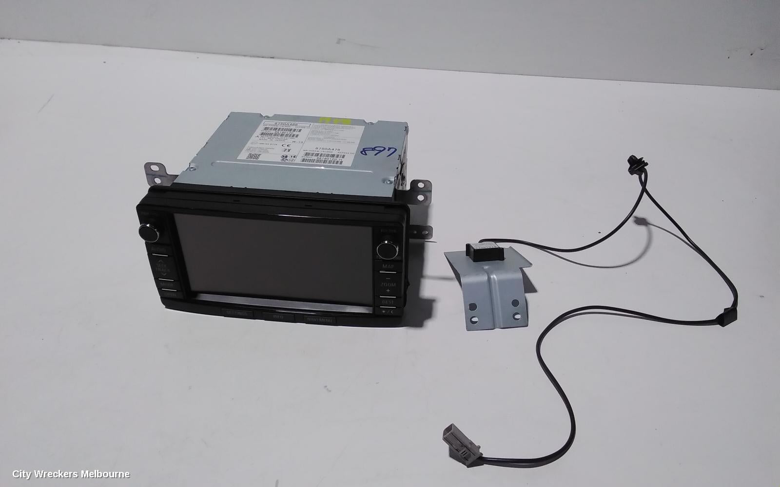 MITSUBISHI TRITON RADIO/CD/DVD/SAT/TV, HEAD UNIT, W/ DISPLAY UNIT, 7IN TOUCHSCREEN, W/ BUTTONS ON FACE, NON CD PLAYER TYPE, MQ, 03/2015 - 12/2017 - Image 1
