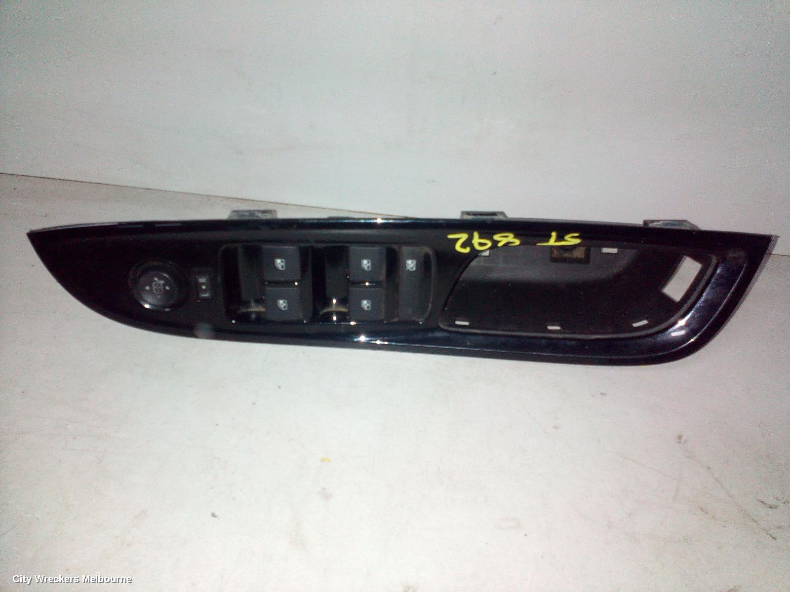 HOLDEN COMMODORE PWR DR WIND SWITCH, RH FRONT (MASTER SWITCH), VF, BLACK, 4 SWITCH TYPE, 05/2013 - 12/2017 - Image 1