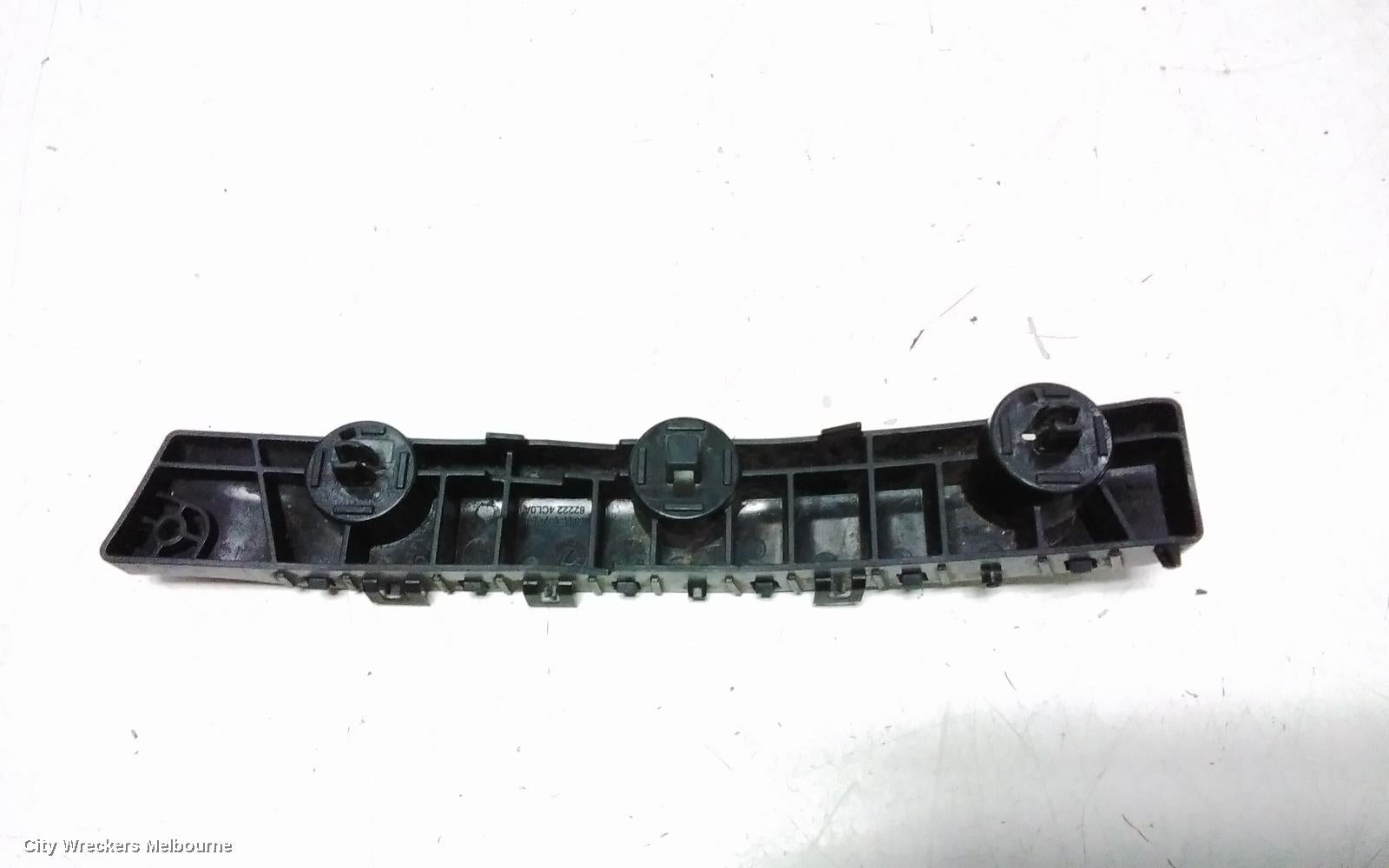 NISSAN XTRAIL, T32, 03/2014 - 07/2022, RHF BAR BRAKET: 115219 - Image 2