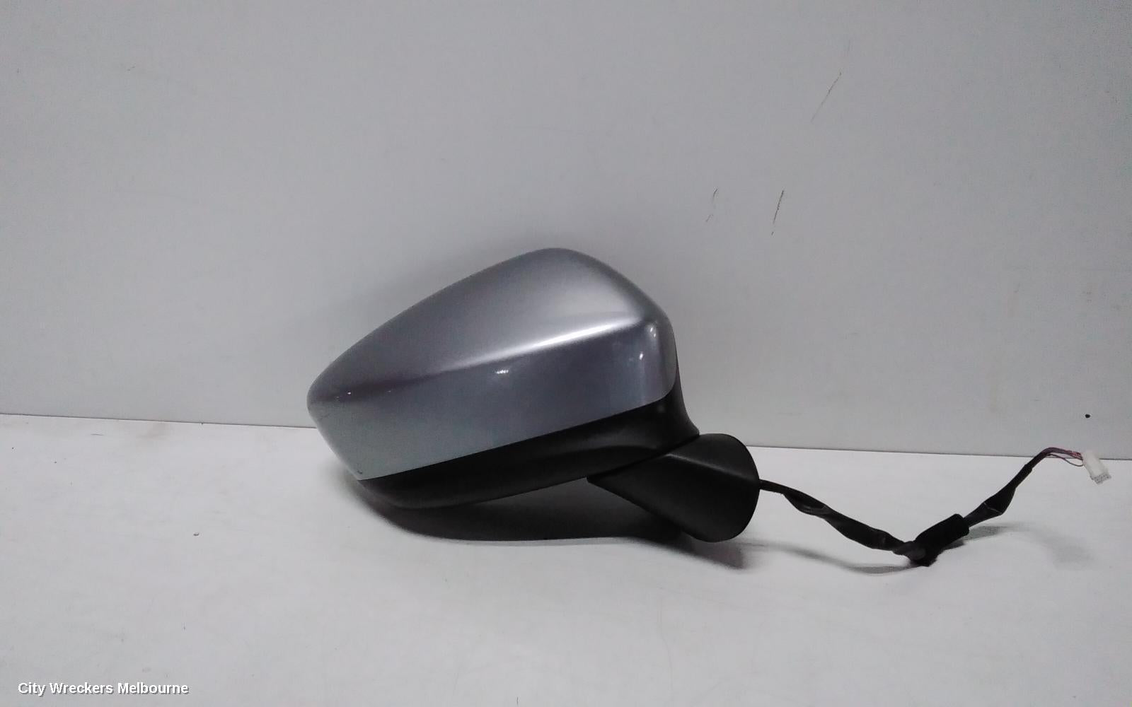 MAZDA CX5 RIGHT DOOR MIRROR, KE, W/ BLIND SPOT MONITOR TYPE, FLASHER IN MIRROR END TYPE, 12/2014 - 12/2016 - Image 1