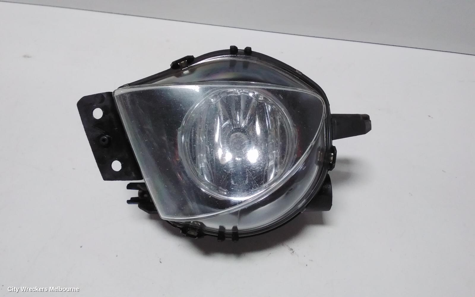 BMW 3 SERIES RIGHT INDICATOR/FOG/SIDE, BUMPER FOGLAMP, E90/E91, SEDAN/WAGON, NON M SPORT TYPE, 03/2005 - 08/2008 - Image 2