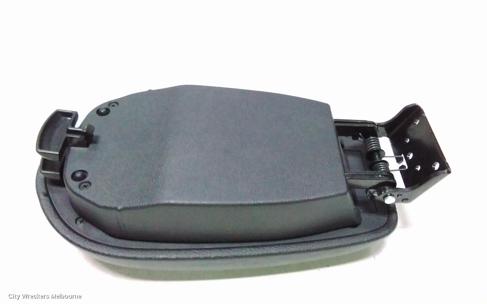 HYUNDAI VELOSTER CONSOLE, FS, 02/2012 - 02/2018 - Image 3
