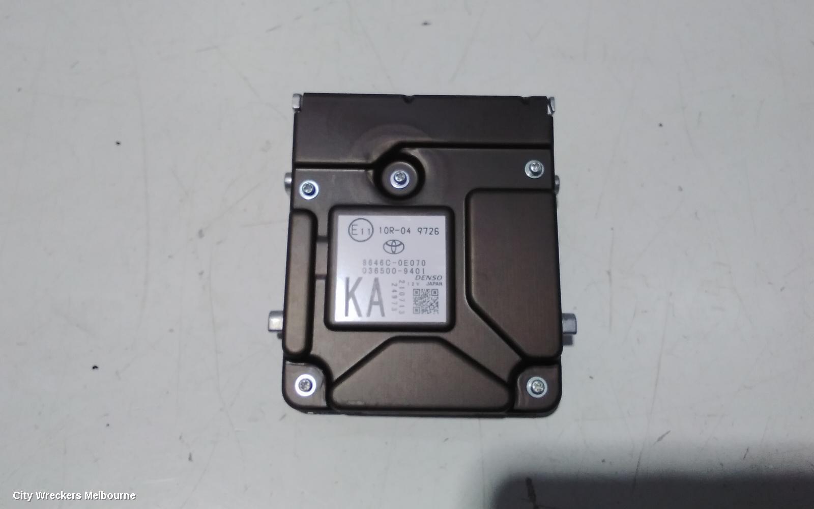 TOYOTA KLUGER, XU70 SERIES, 03/2021 ONWARDS, LANE DEPARTURE SYSTEM CAMERA PART NUMBER: 8646C0E070: 102422 - Image 3