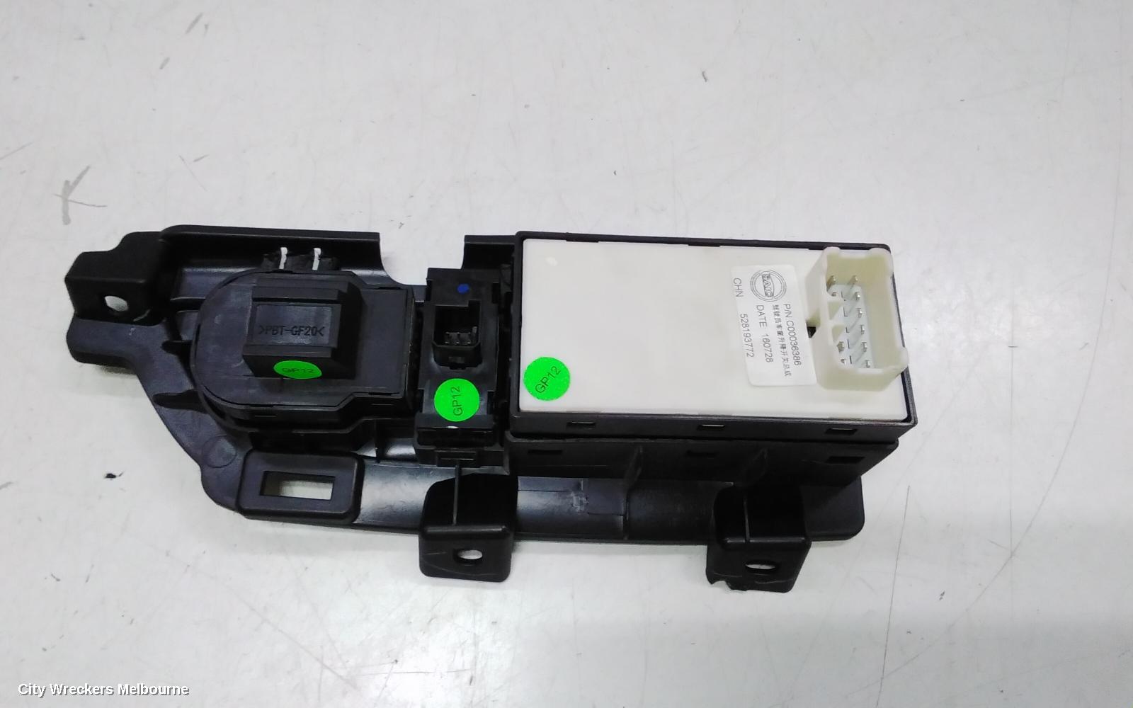 LDV G10 PWR DR WIND SWITCH, RH FRONT (MASTER SWITCH), SV7A/SV7C, WAGON/VAN, 04/2015 ONWARDS - Image 3