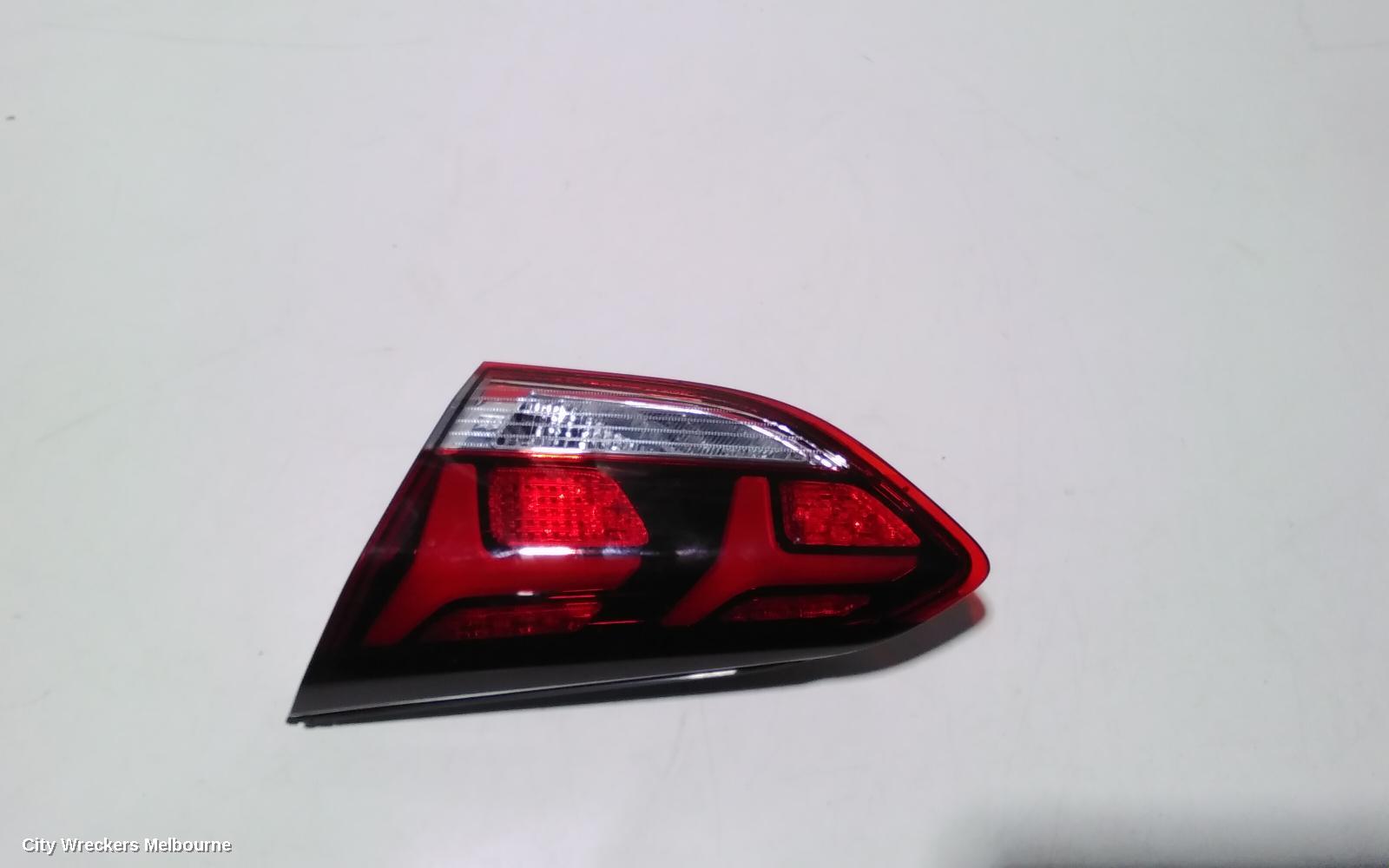 HYUNDAI VELOSTER REAR GARNISH, TAILGATE LAMP (RH SIDE), LED TYPE, JS, 08/2019 ONWARDS - Image 3