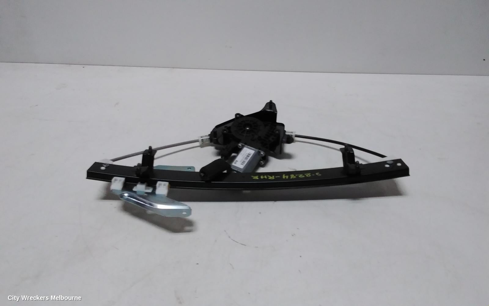 MG MG3 RIGHT REAR WND REG/MOTOR, DOOR REG ASSY (REG AND MOTOR), SZP1, 07/2016 ONWARDS - Image 1