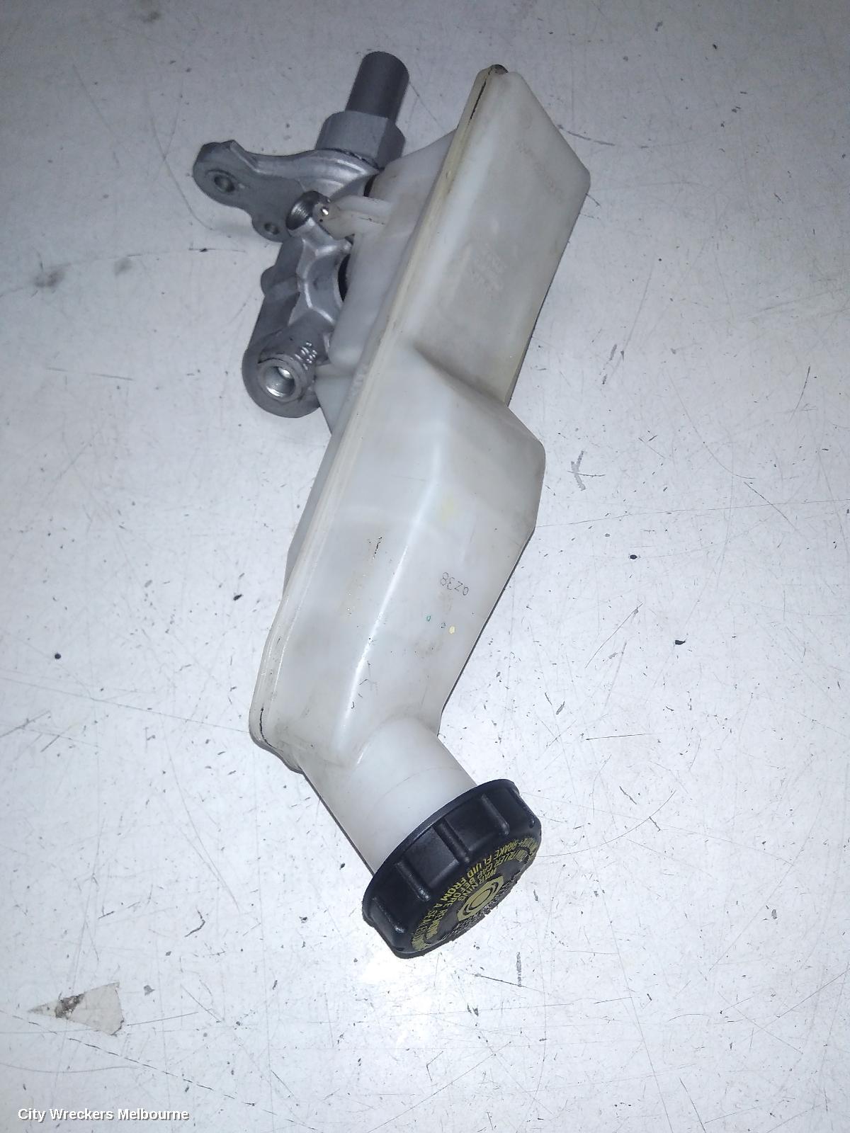MERCEDES CLA CLASS MASTER CYLINDER, C117, 10/2013 - 02/2019 - Image 1