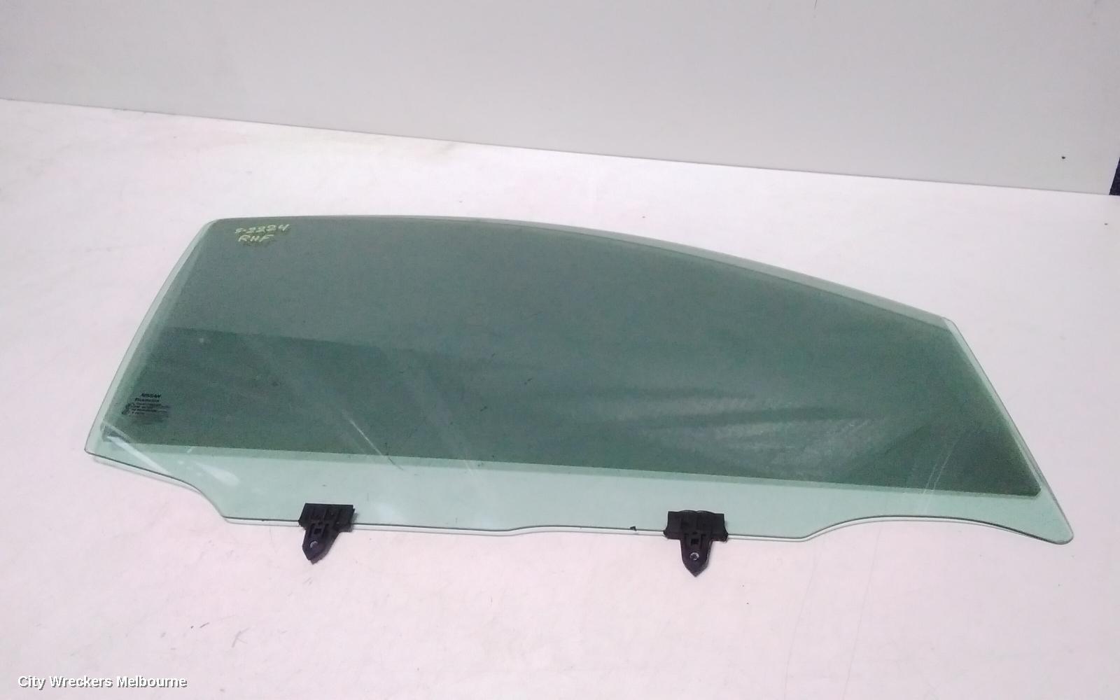 NISSAN DUALIS RIGHT FRONT DOOR WINDOW, J10, 5 SEATER TYPE, 10/2007 - 05/2014 - Image 2