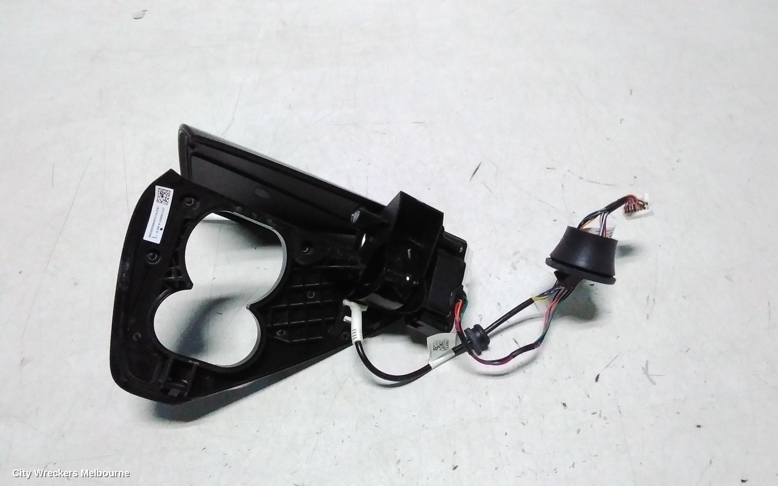 TESLA MODEL Y FUEL DOOR / FILLER, 1ST GEN, 03/2022 ONWARDS - Image 3