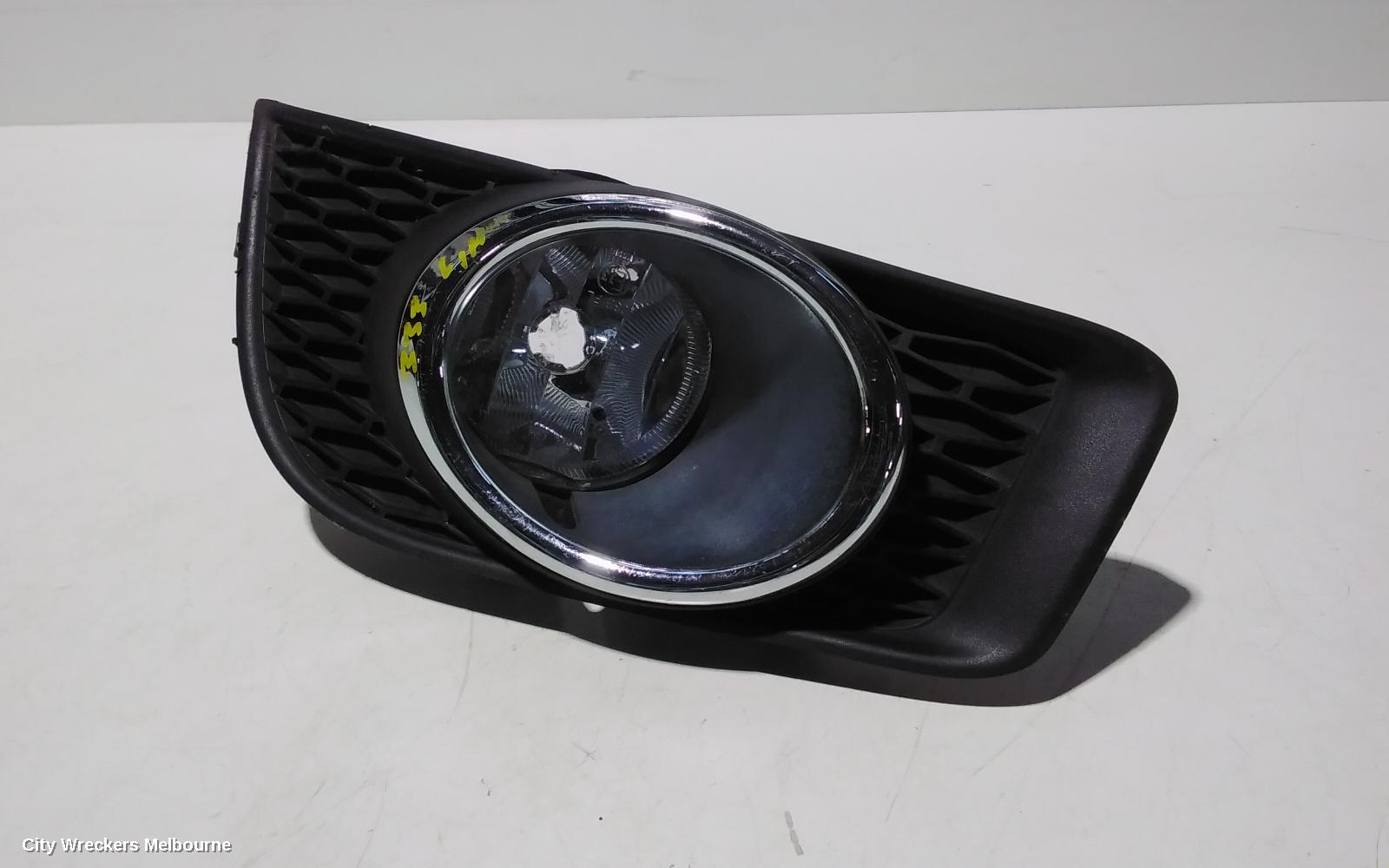 HOLDEN CRUZE LEFT INDICATOR/FOG/SIDE, BUMPER FOGLAMP, JG-JH, 03/2009 - 12/2014 - Image 1