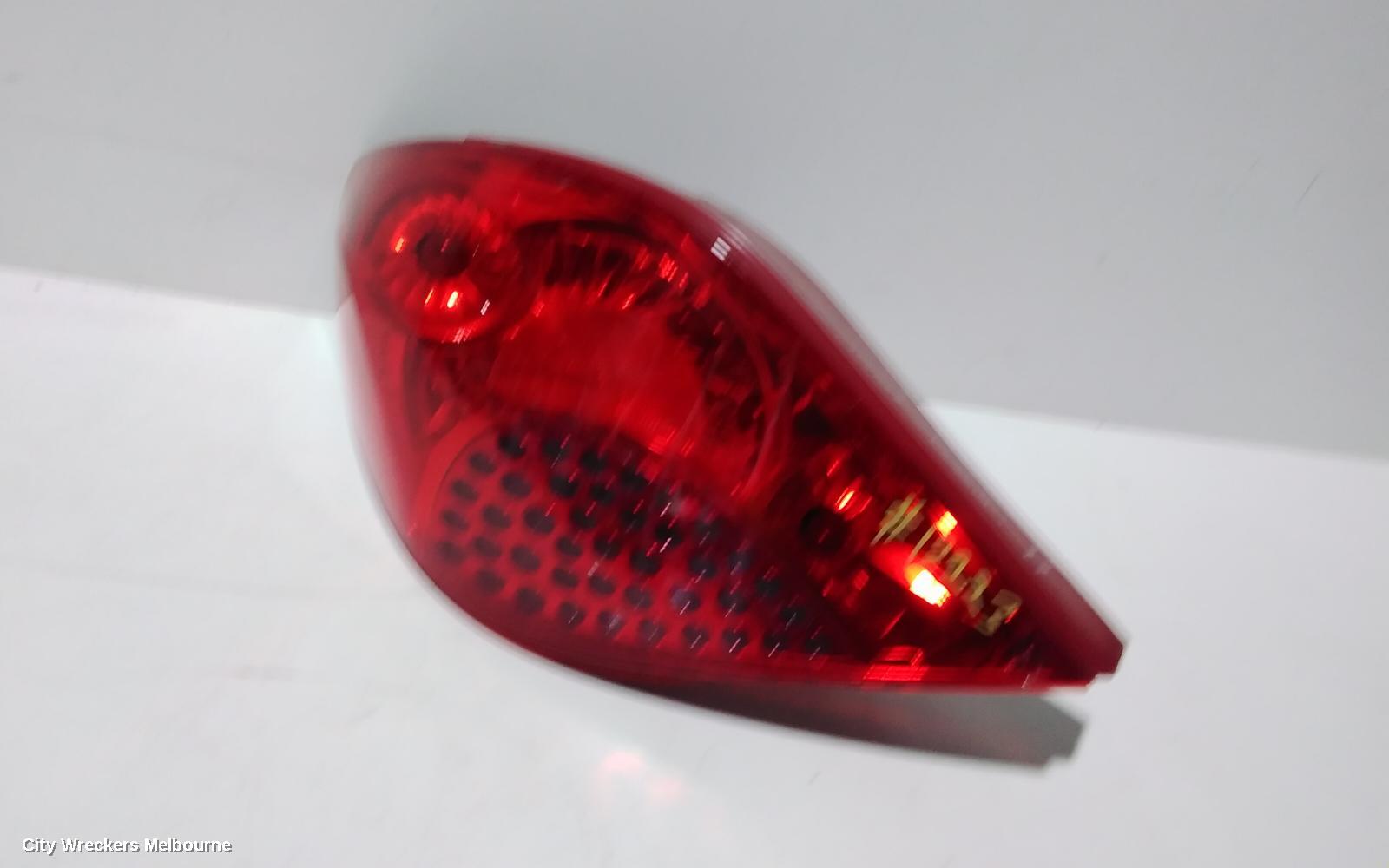 PEUGEOT 207 LEFT TAILLIGHT, HATCH, RED INDICATOR SECTION, A7, 04/2006 - 12/2012 - Image 3