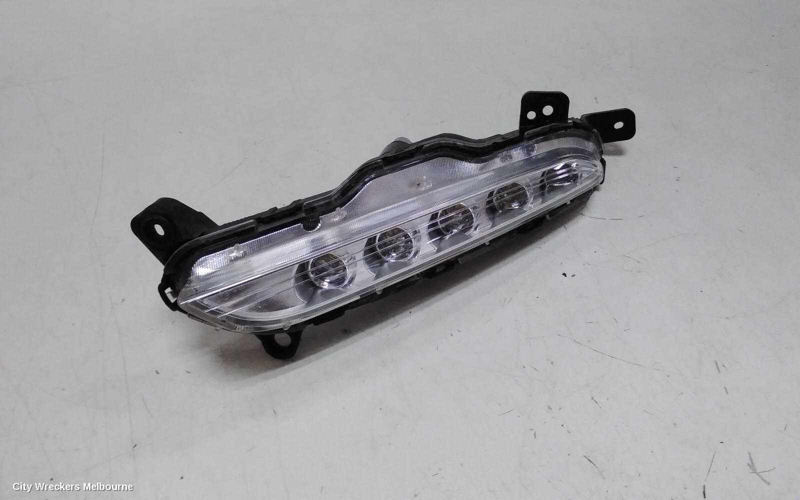 HYUNDAI TUCSON RIGHT INDICATOR/FOG/SIDE, DAYTIME RUNNING LAMP, TL, KOREAN BUILT (VIN KMHJ), 07/2015 - 06/2018 - Image 3