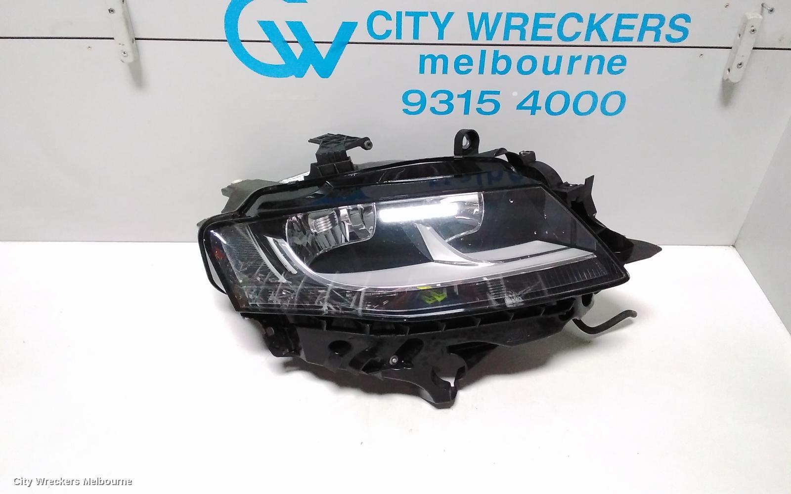AUDI A4 RIGHT HEADLAMP, B8 8K, HALOGEN TYPE, 02/2008 - 06/2012 - Image 1