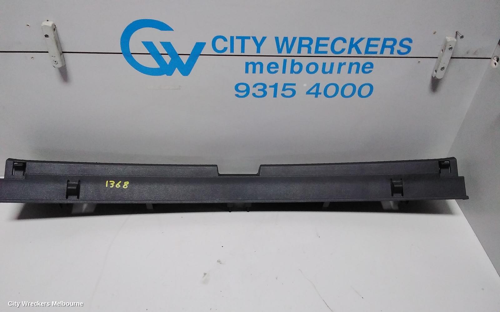 VOLKSWAGEN TIGUAN, 5NA, 06/2016 - 02/2024, BEVA  PANEL TRIM: 70777 - Image 3