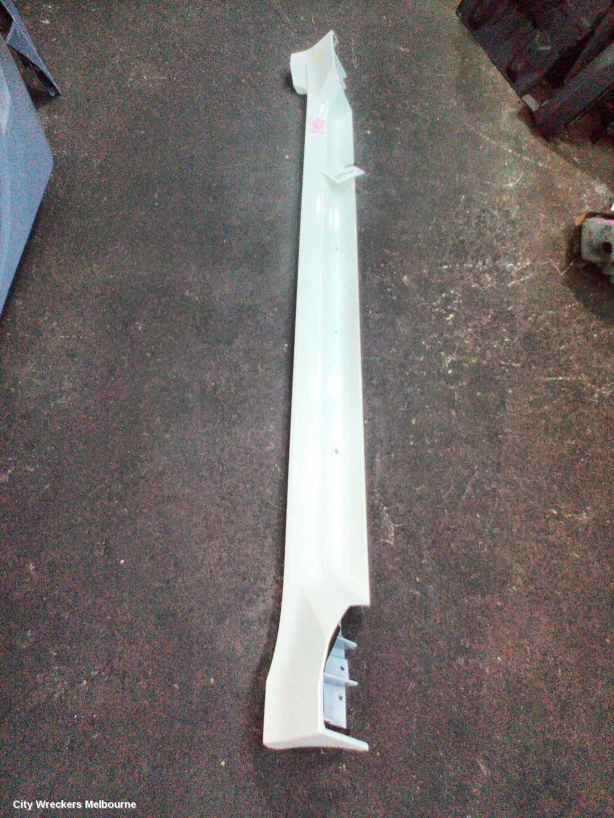 MITSUBISHI PAJERO SIDE STEP/SKIRT, QE-QF, PAJERO SPORT, STEP, ASSY, 10/2015 ONWARDS - Image 2