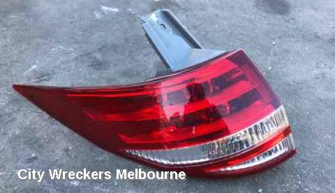 TOYOTA ESTIMA LEFT TAILLIGHT, XR50, RED/CLEAR, LENS# 28-193, 05-19 (IMPORT) - Image 1