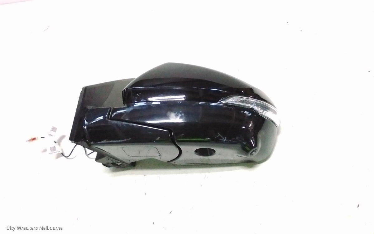 MAHINDRA XUV700 LEFT DOOR MIRROR, W601, W/ CAMERA TYPE, COLOUR CODED, 01/2023 ONWARDS - Image 3